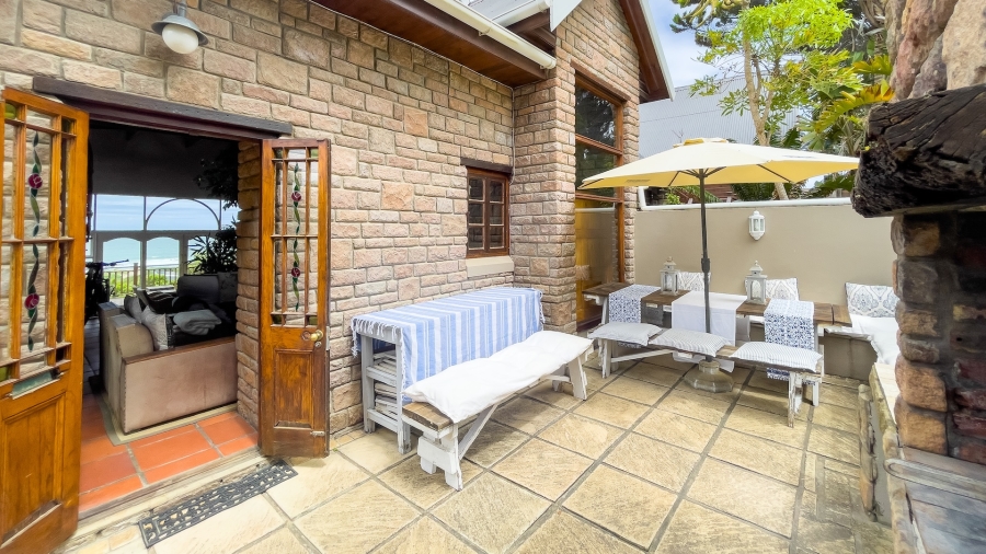 To Let 5 Bedroom Property for Rent in Southern Cross Western Cape